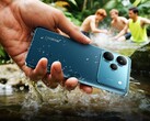 Le Realme P4 Pro 5G est disponible en trois couleurs, dont le bleu nuit (Image source : Realme)