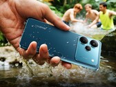 Le Realme P4 Pro 5G est disponible en trois couleurs, dont le bleu nuit (Image source : Realme)