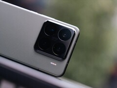 Le Xiaomi 15S Pro semble être un Xiaomi 15 Pro avec un changement de SoC. (Source de l&#039;image : Lee Qi)
