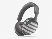 Le casque QuietComfort Ultra de Bose en édition limitée, signé Thom Browne, coûte plus de deux fois plus cher que le modèle standard.