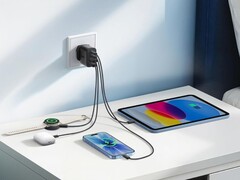 Le nouveau chargeur Zolo d'Anker (photographié aux côtés d'une tablette, d'un téléphone et de deux autres gadgets) a été lancé en Europe. (Source : Anker)