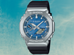 La Casio GBM-2100A-2B (photo) est l'une des trois nouvelles montres à lunette métallique. (Source de l'image : Hamilton Place, édité)