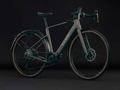 Le Nuroad Hybrid C:62 Race 400X FE 2027 est un nouveau vélo électrique de gravel