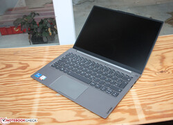 Lenovo ThinkBook 13s-ITL G2, fourni par Lenovo Allemagne