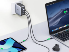 Le chargeur USB-C 65W UGREEN 65W US/UK/EU Plug for Travel est en promotion chez Amazon. (Image source : UGREEN)