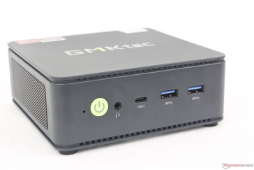 Face avant : Bouton d'alimentation, casque d'écoute de 3,5 mm, USB-C 3.2 avec Power Delivery + DisplayPort, 2x USB-A 3.2 Gen. 2