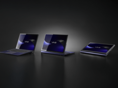 Le Vaio T Kachi-iro Special Edition présenté dans trois positions grâce à son design multi-flip