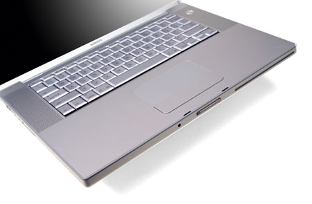 Apple MacBook Pro 15 inch (06/09) - Notebookcheck.fr